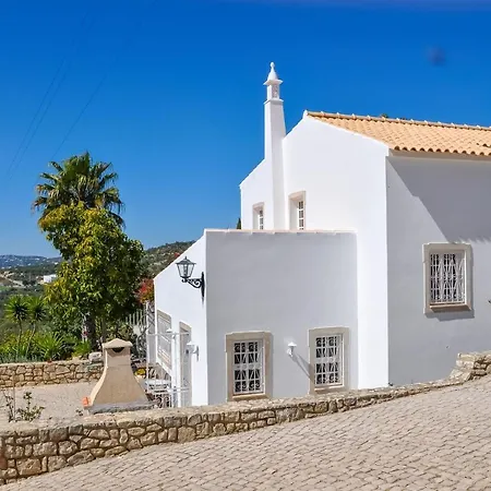 Divine Countryside W Pool And Splendid Views Ferienhaus *