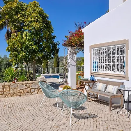 Divine Countryside W Pool And Splendid Views בית נופש לואה